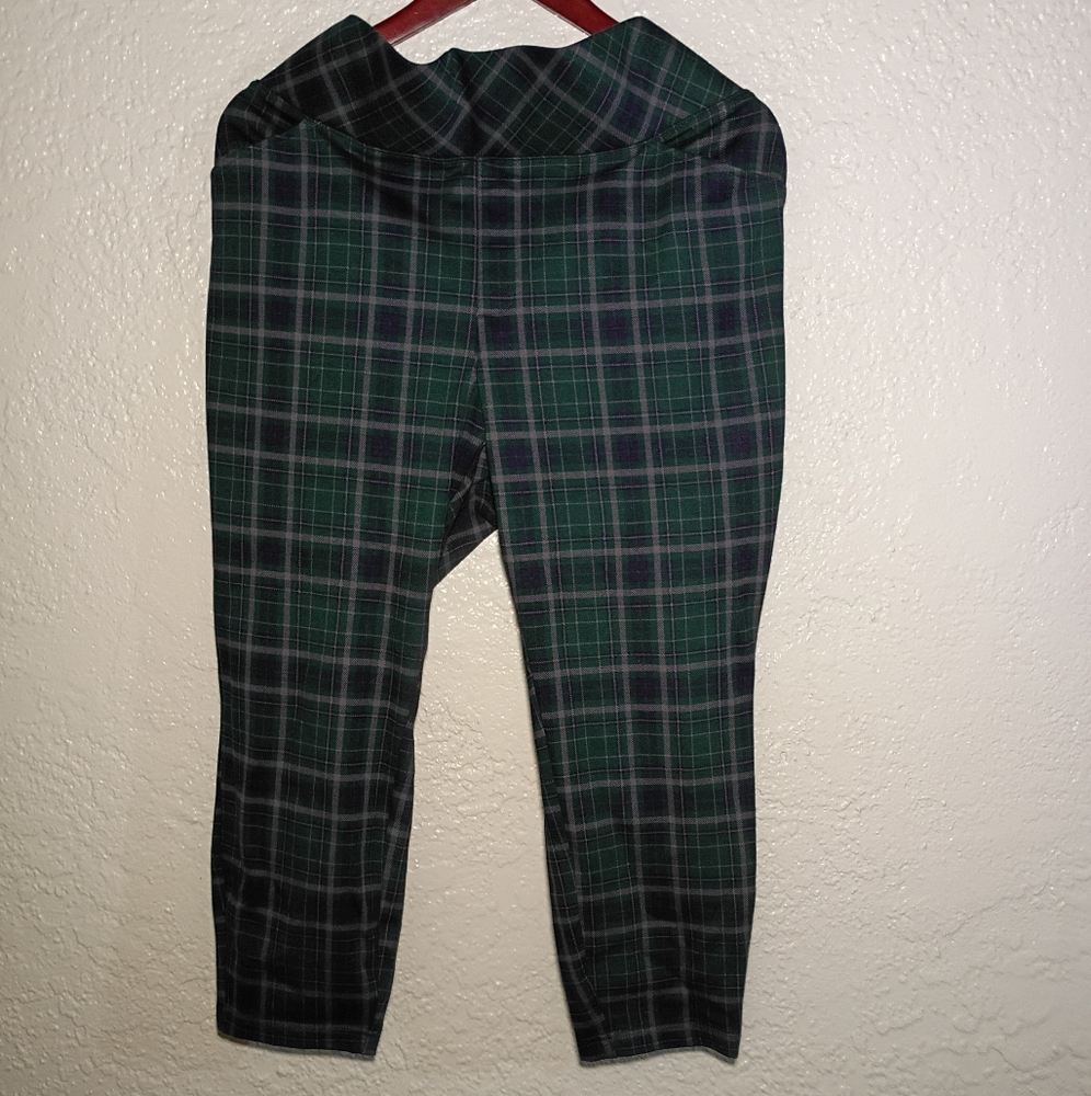 Torrid Studio Pocket Pixie Green Plaid Leggings - image 3
